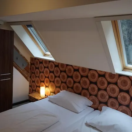 Hostel Guesthouse-relaxed-tours *